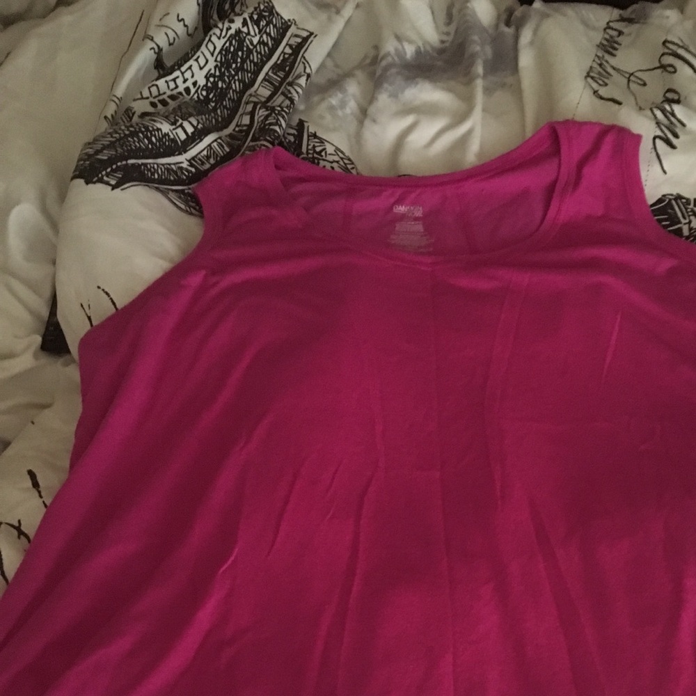 workout top 👗👖👚$4 items 4 for $12 when bundled
